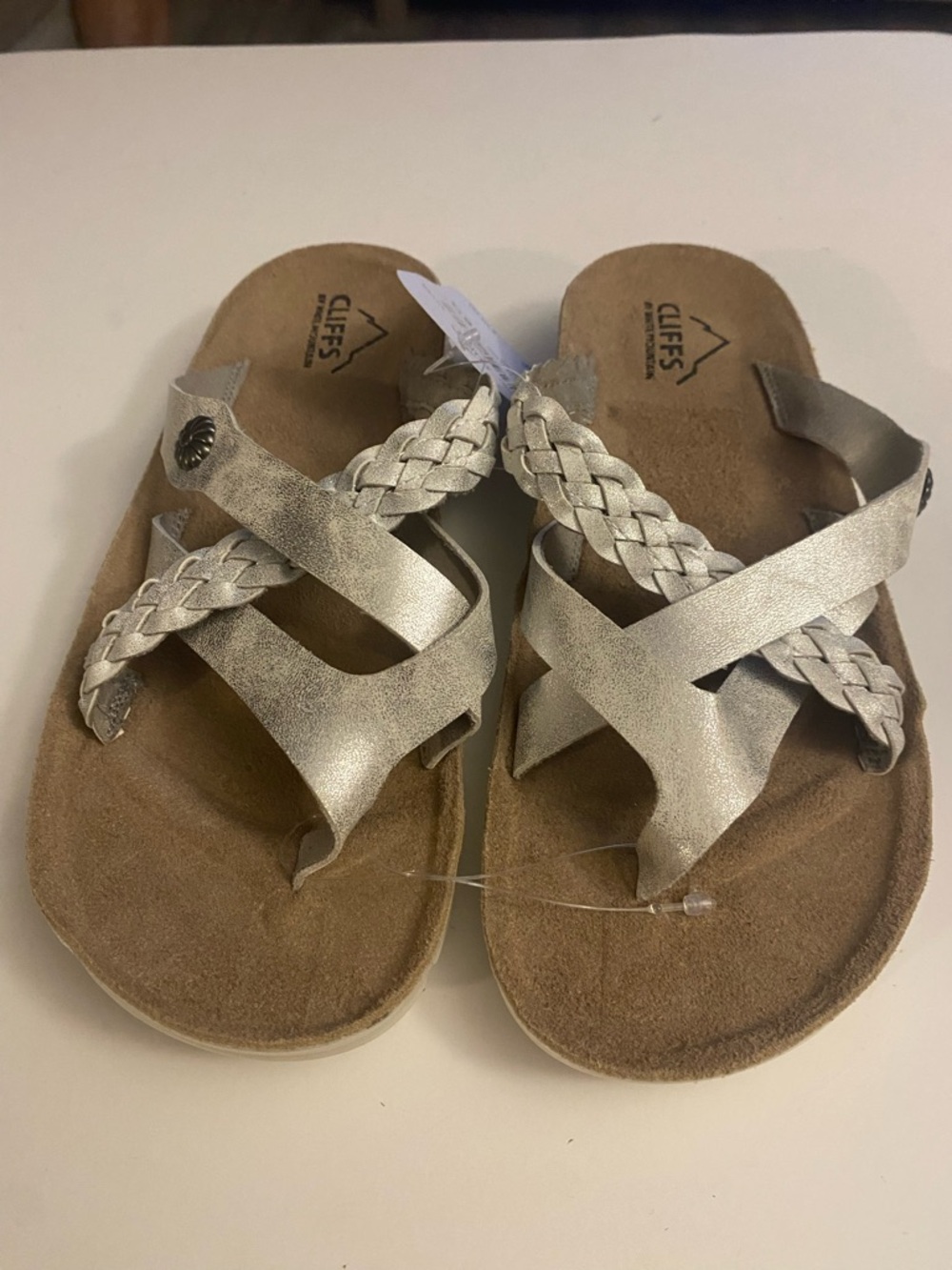 NWT White Mountain Women’s Metallic Silver Braided Cross Strap Sandals
